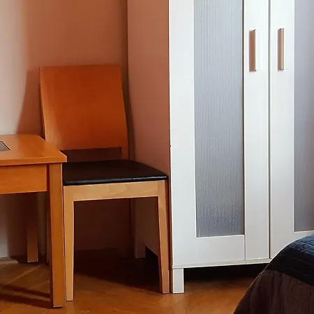 Cinnamon Хостел Вроцлав